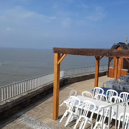 Petite Maison Proche 2/4 P *